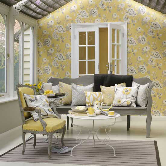 gray and yellow sitting room